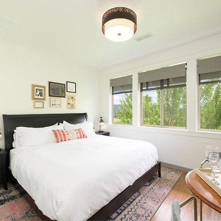 The Setting Inn Willamette Valley Newberg Extérieur photo