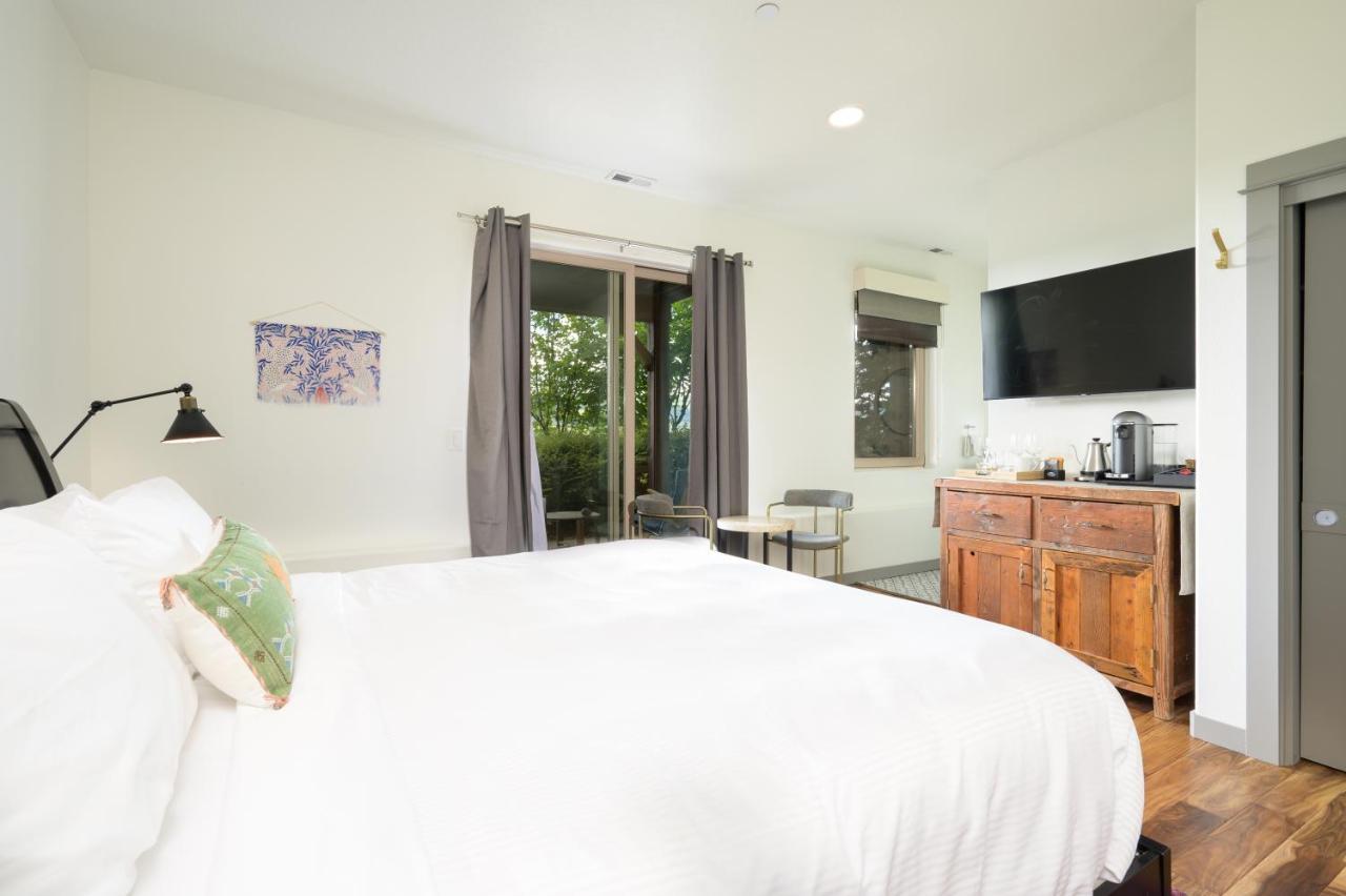 The Setting Inn Willamette Valley Newberg Extérieur photo