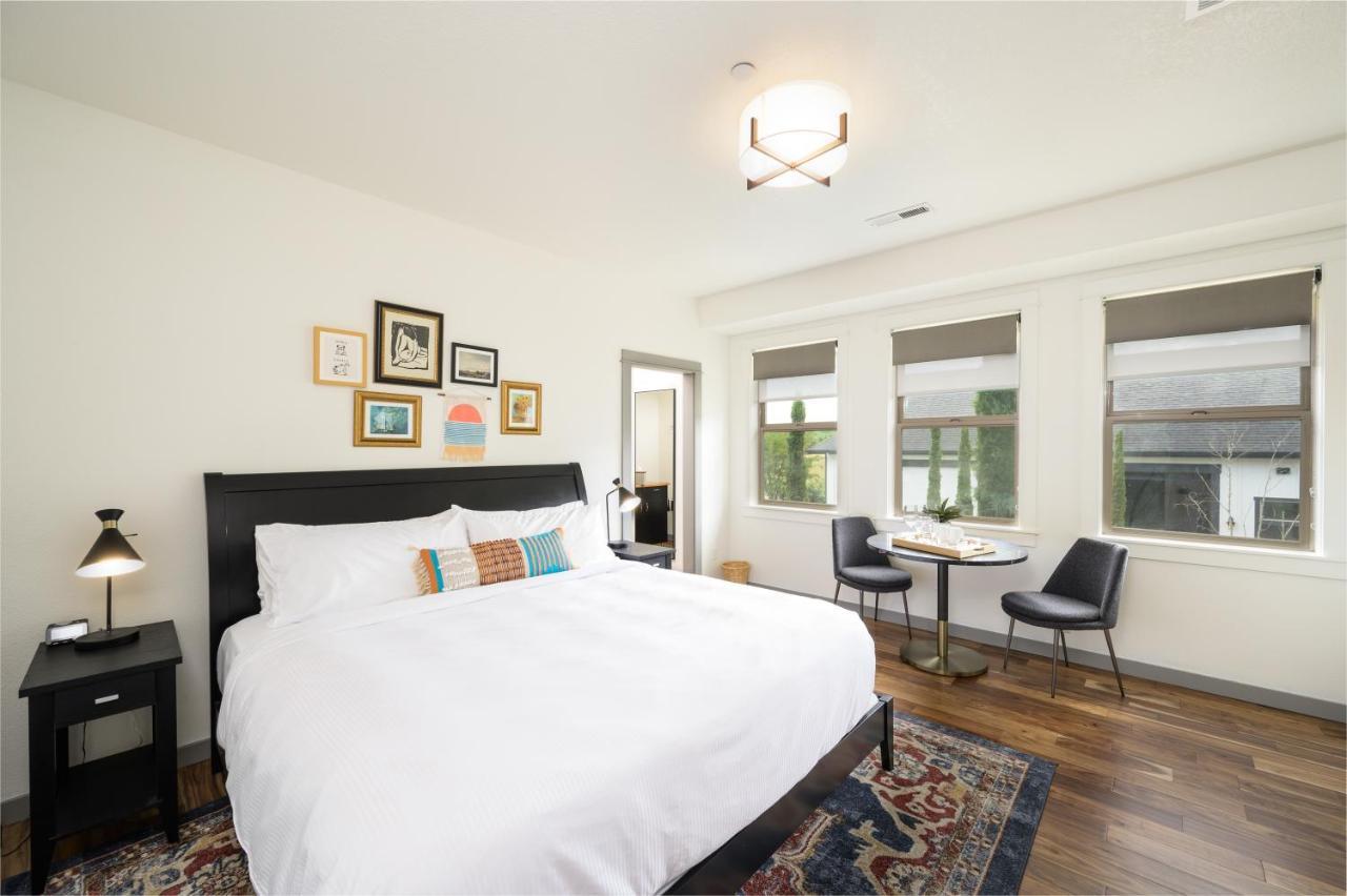 The Setting Inn Willamette Valley Newberg Extérieur photo